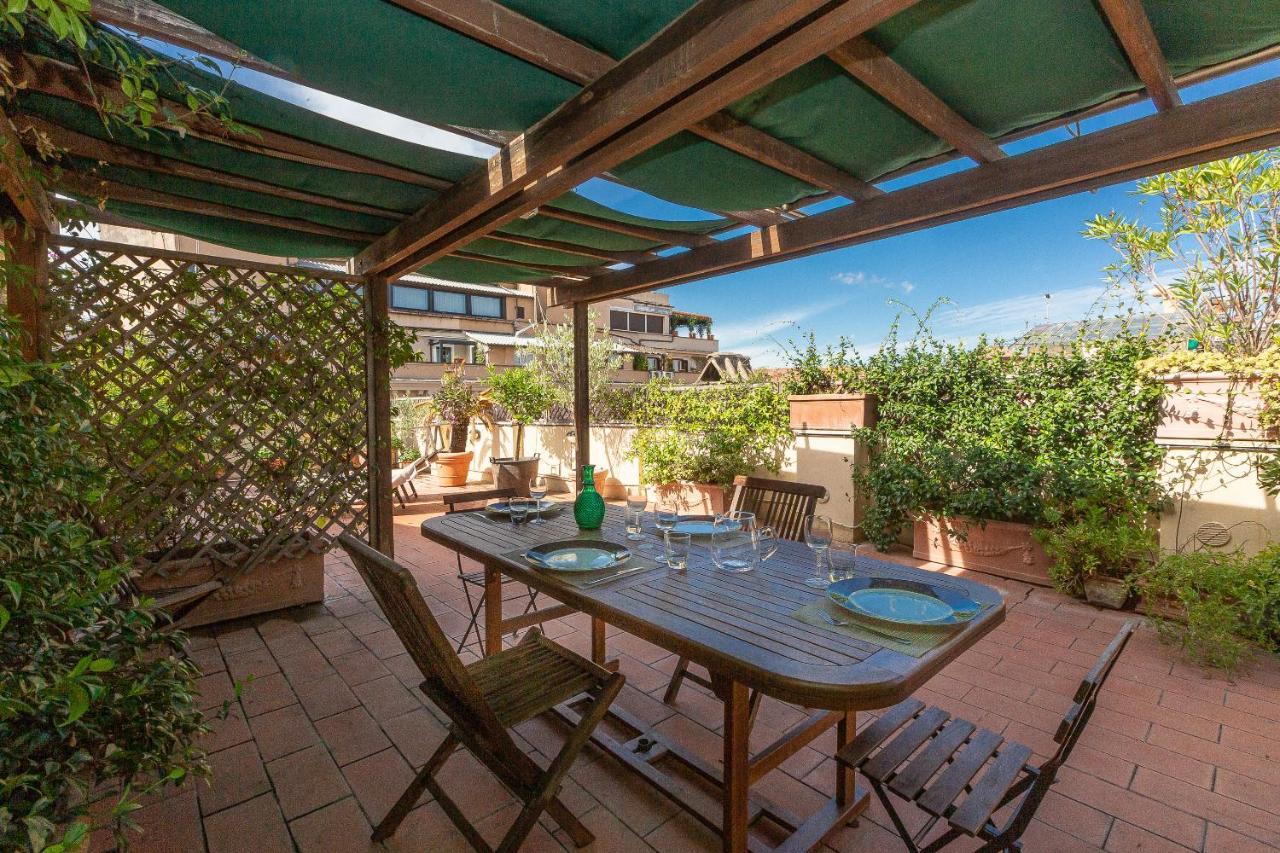 דירות רומא Amazing New Penthouse With Terrace Jewish Ghetto מראה חיצוני תמונה